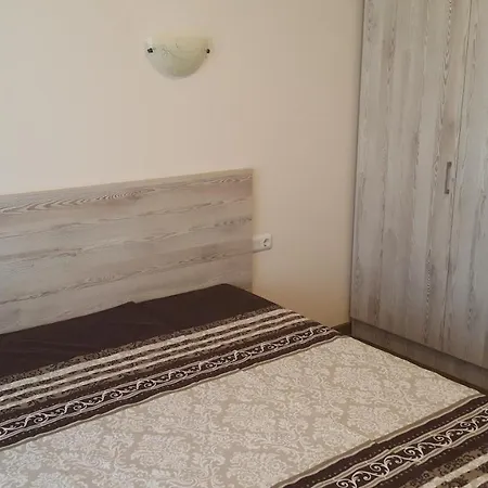 Апартамент Тройката Burgas